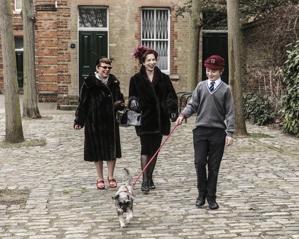Marian Tillyard, Rona Trenting, Ian Trenting and Bumper, the dog