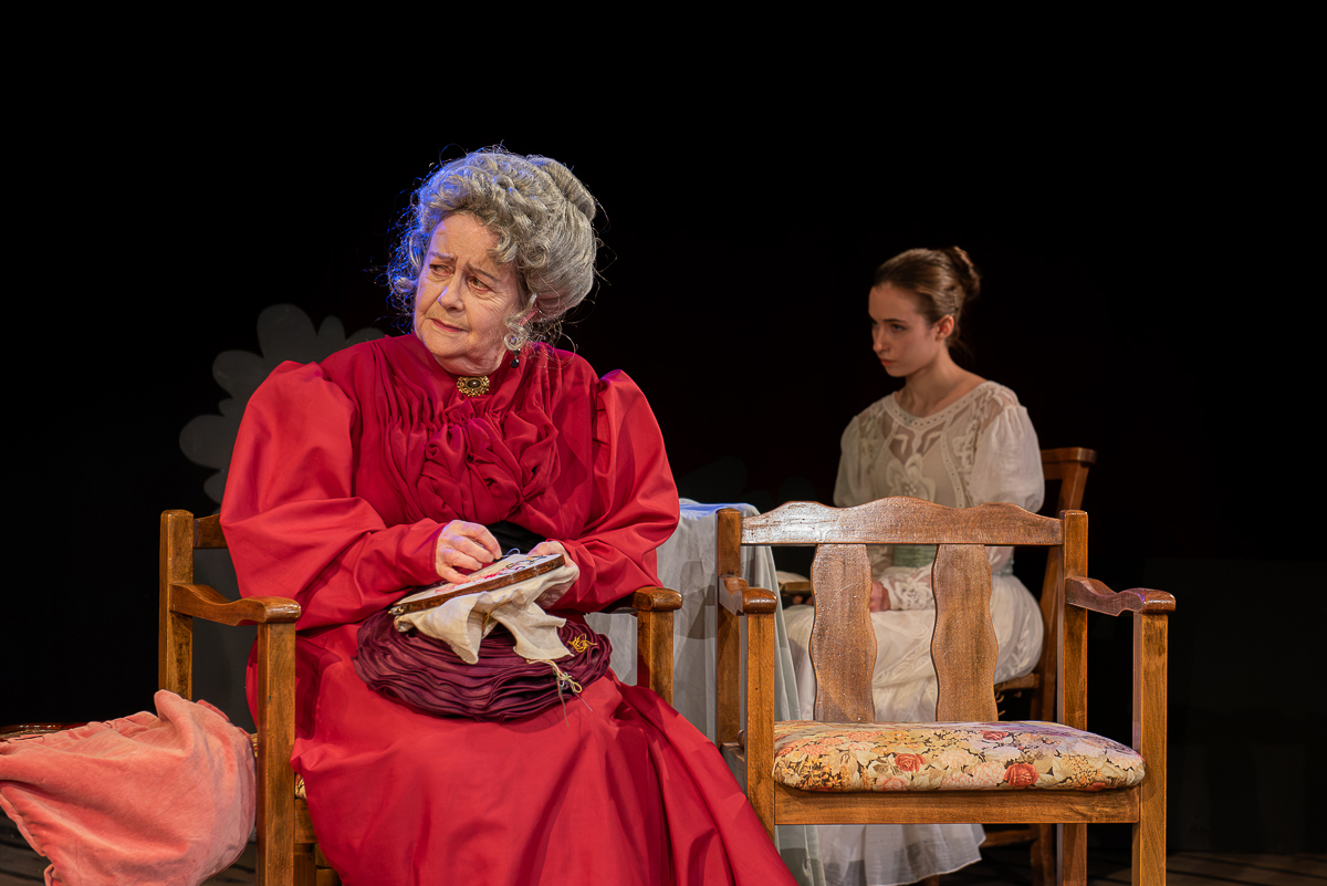 A Woman of No Importance